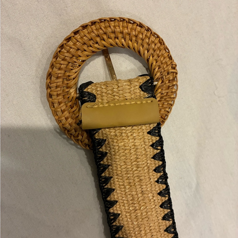 Woven Natural Belt Tan/Black Black Belt 2” wide  no holes so it fits most sizes